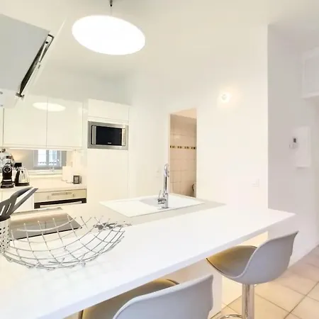 Viva Riviera Overviewing Rue Hoche Apartment