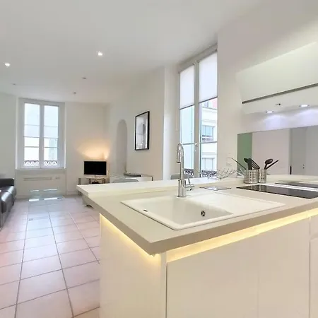 Appartamento Viva Riviera Overviewing Rue Hoche Cannes